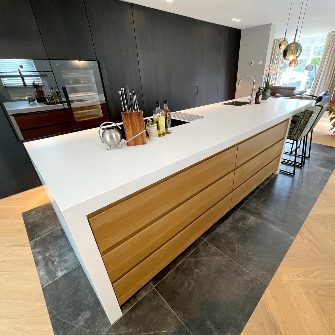 kitchen bench topServices;Another happy Customer with a pearl of a Kitchen Island Counter#counters #kitchen #black #white #classic #solidsurface, #meganite, #himacs, #furniture, #corian #bath 